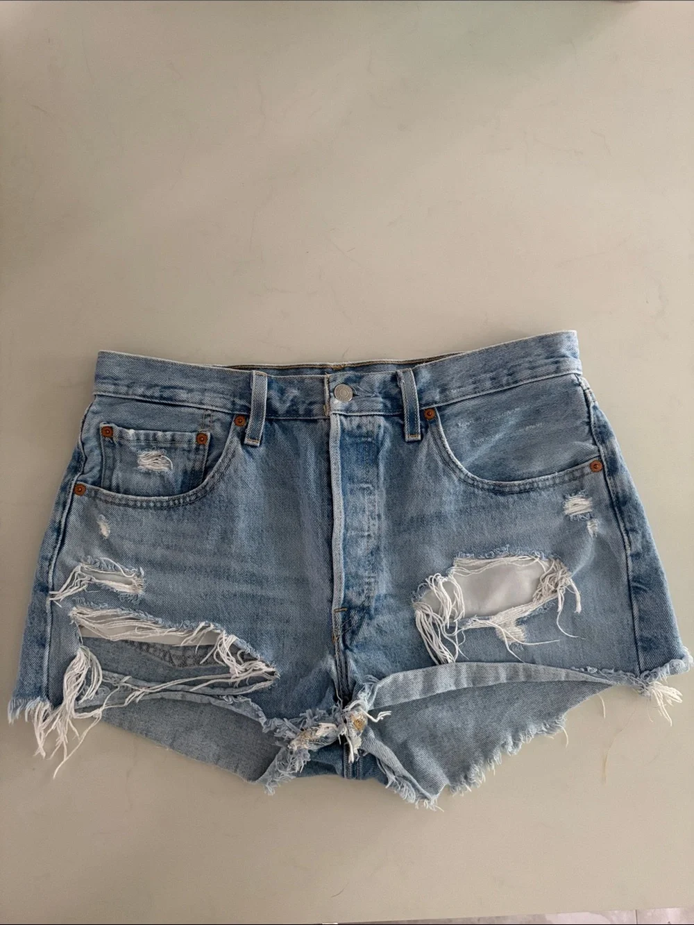 Levis 501 Original High Rise Distressed Denim Shorts Medium Wash Blue size 30 - Picture 1 of 10